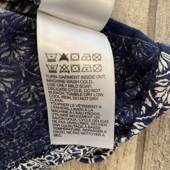 Lucky Brand Knot-Front Printed Tee - Picture 7 of 7